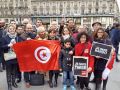 Tunisiere demonstrerer i Paris: - Je suis Bardo.